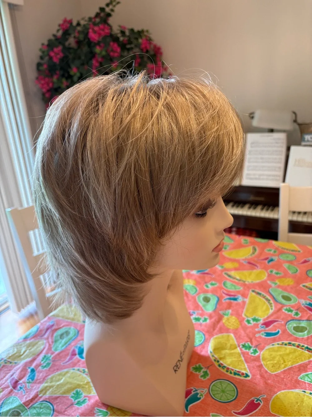 René of Paris Short Layered Wig in blonde